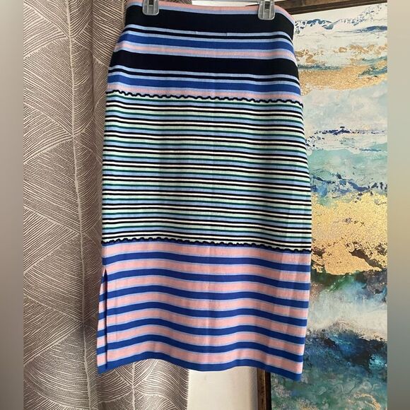 Marni Uniqlo multicolored skirt
in stripes size small - Picture 4 of 11